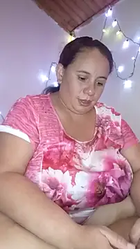 Snapshot of luzdanna chatting on October 6, 6:23 pm luzdanna online show from October 6, 6:23 pm