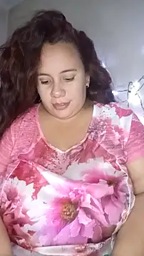 Snapshot of luzdanna chatting on October 1, 3:11 am luzdanna online show from October 1, 3:11 am