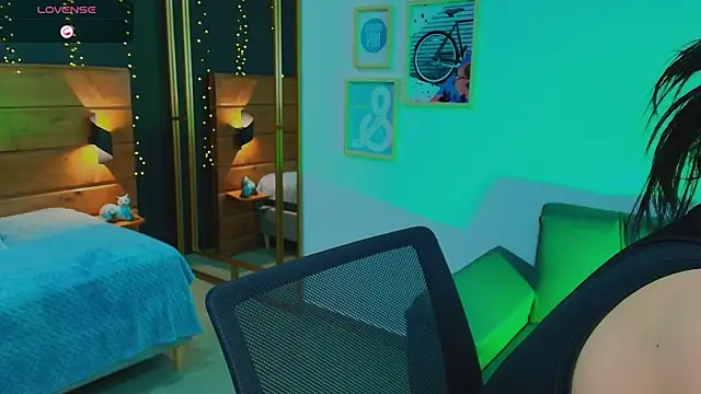 hanna kimura online show from February 12, 11:06 pm