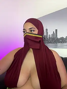 yasmin rahal online show from February 13, 9:27 pm