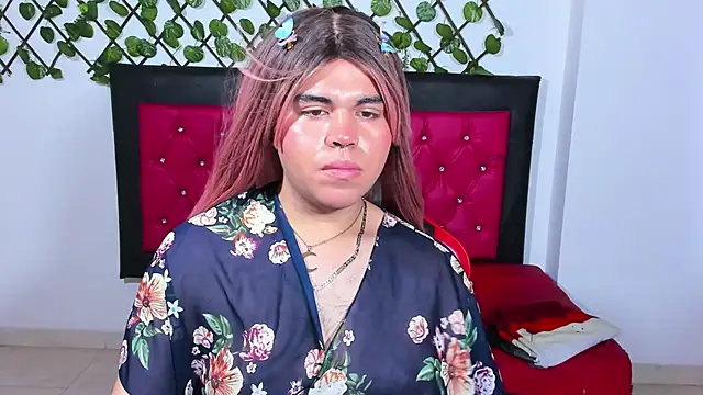 Lady Evelynn online show from October 3, 9:20 pm