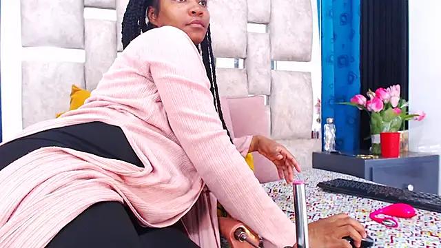 AmbarSmit online show from February 2, 1:15 am