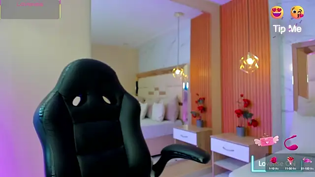 julieta rosee online show from October 21, 10:25 pm