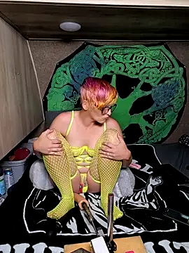 amymatthews92 online show from June 12, 3:47 am