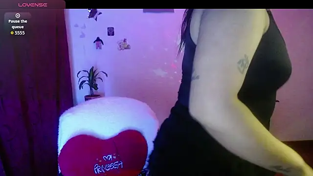 Sara cute92 online show from September 24, 12:59 pm