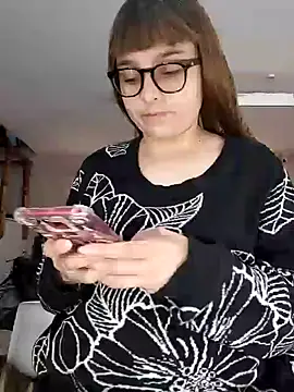 Aurora blaack online show from September 26, 5:27 am