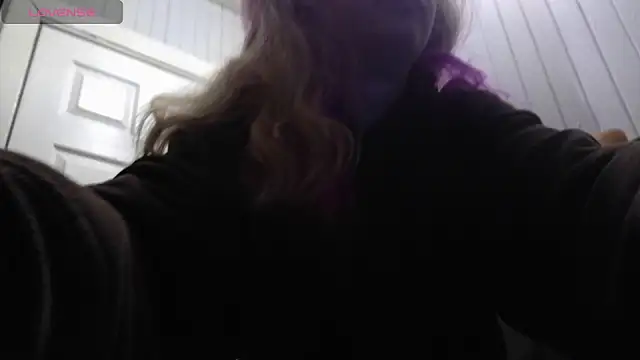 SeccySerena online show from June 25, 6:31 pm