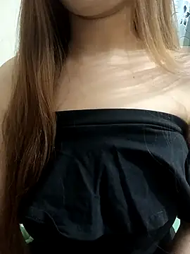 loving candy online show from February 4, 6:44 pm