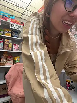 Sallem Pink online show from February 12, 11:56 am