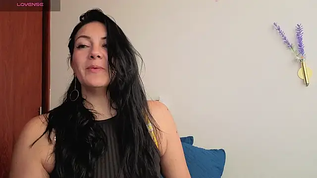 karla valk1 online show from May 13, 8:14 pm
