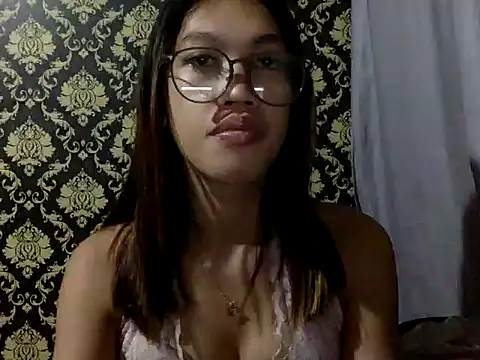 your wifey online show from October 6, 12:22 pm