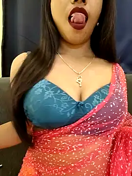 Snapshot of priya_26 chatting on October 11, 7:27 pm priya 26 online show from October 11, 7:27 pm