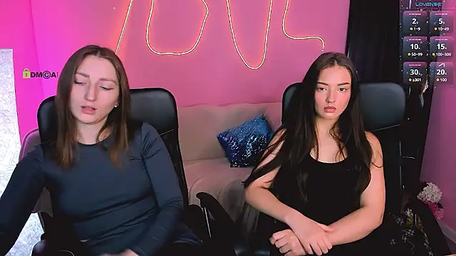 eva smiith  online show from March 5, 7:26 am