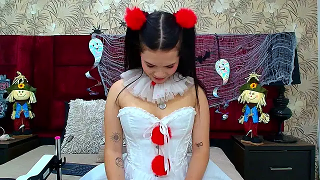 kate morgan online show from October 31, 8:13 pm