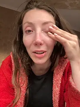 HellaryTourent online show from October 29, 7:27 pm