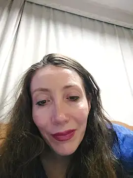 HellaryTourent online show from January 17, 5:53 pm