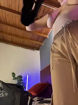 MarilynSmith01 online show from April 5, 11:59 pm