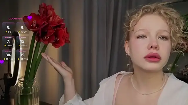 emilyshepar d online show from December 3, 2:36 am