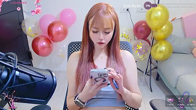 Yucheng  520 online show from May 26, 1:43 pm