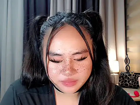 ursexy ceciliaxx online show from September 20, 4:05 pm