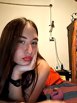 0Xes07 online show from February 18, 12:10 am