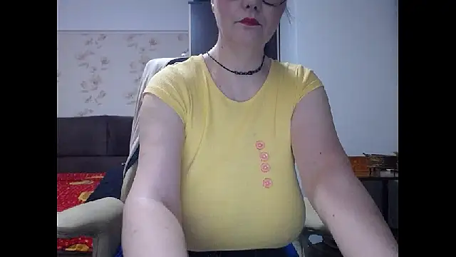 Mary x online show from April 14, 3:50 am