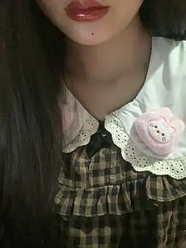 Linhtruong  online show from December 16, 4:29 am