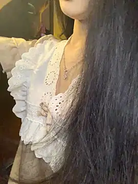 Nhinhi18 online show from April 14, 3:23 pm