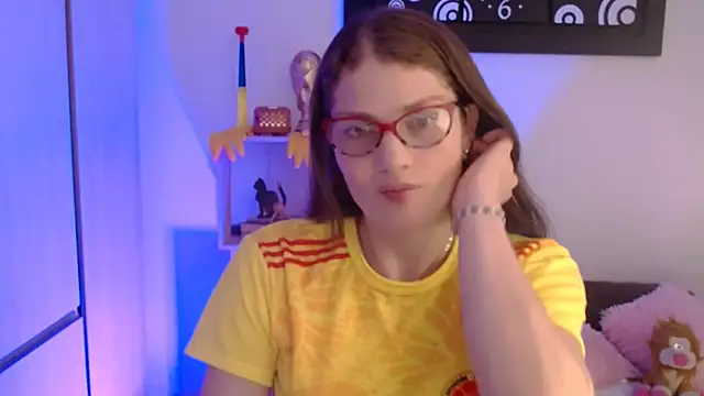 Camila-ventura online show from June 21, 9:52 pm