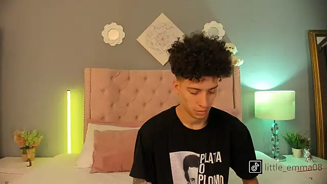 Joe And Emma online show from October 27, 8:03 pm