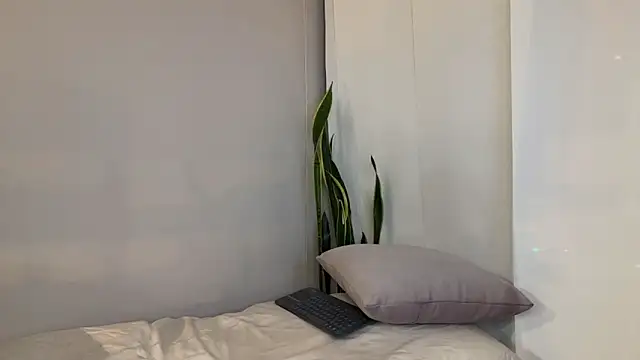 Miia Vega  online show from November 15, 4:02 am