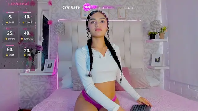 Snapshot of Ashlyleee chatting on October 20, 7:17 pm Ashlyleee online show from October 20, 7:17 pm