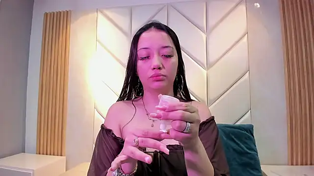 BarbieMonet online show from October 28, 7:52 pm