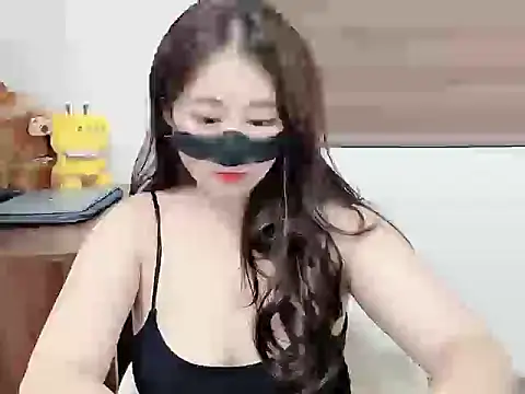 Snapshot of Amelia-babee chatting on October 7, 12:53 pm Amelia-babee online show from October 7, 12:53 pm