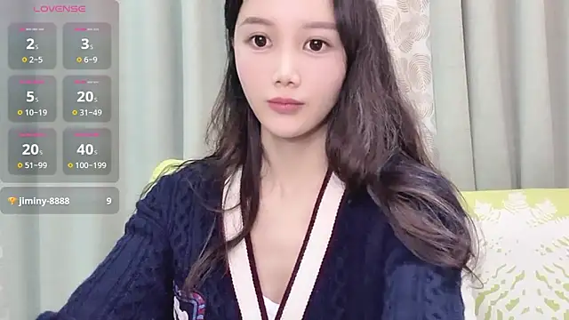 Aiyi909- online show from February 5, 4:54 pm