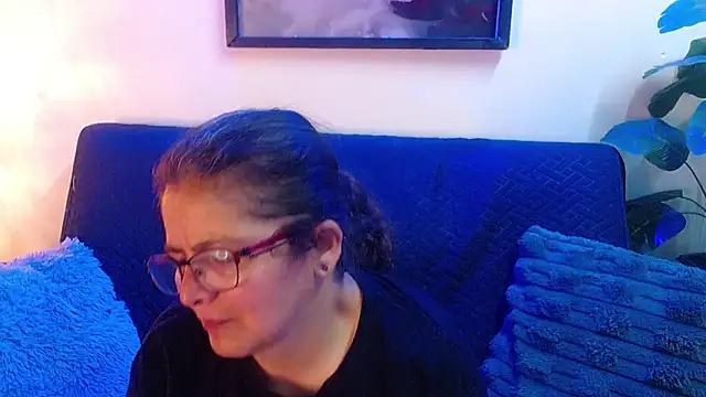 Linda banks  online show from March 21, 2:16 am