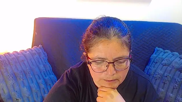 Linda banks  online show from December 3, 1:52 am