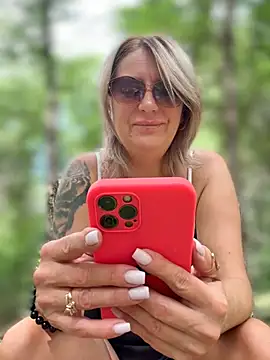 Milena-MilfaXXX online show from July 2, 3:56 am