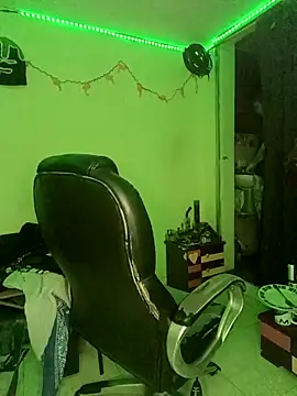 Snapshot of saenzjulieta1 chatting on September 19, 2:32 am saenzjulieta1 online show from September 19, 2:32 am