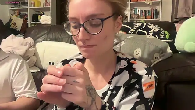 harleyblair online show from December 18, 11:53 pm