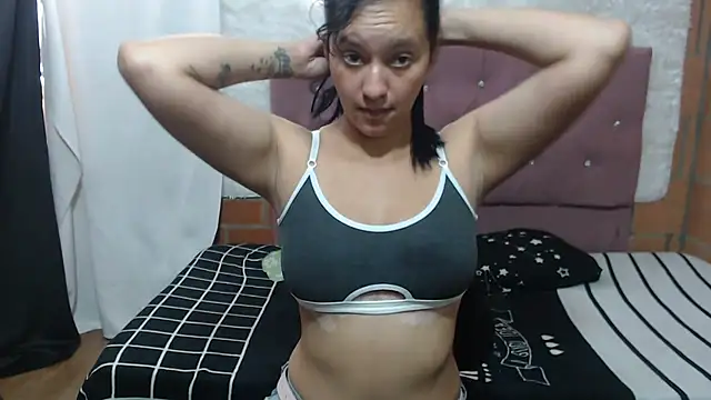 annie clark2 online show from January 14, 9:31 pm