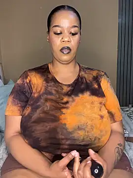 THICKBUNNYCHICKxxx online show from July 10, 8:09 pm