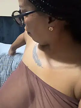 THICKBUNNYCHICKxxx online show from February 18, 8:52 pm