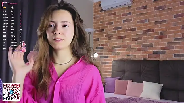 JasminDoroti online show from October 7, 6:29 am