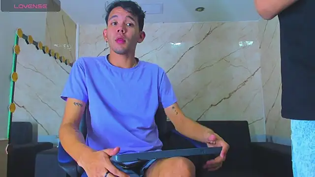 jeremytonner online show from November 21, 4:14 am