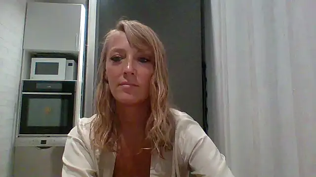 Vexxaa online show from September 27, 6:15 pm