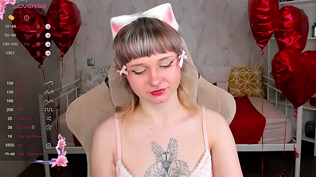 Tori Cutie online show from March 1, 12:32 am