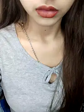 Snapshot of sana-5 chatting on October 14, 1:03 pm sana-5 online show from October 14, 1:03 pm