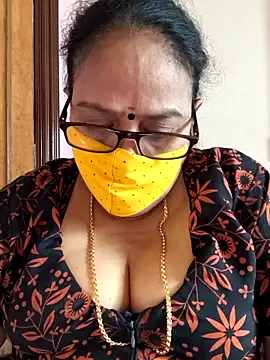 Snapshot of heera-rani chatting on September 13, 10:01 am heera-rani online show from September 13, 10:01 am
