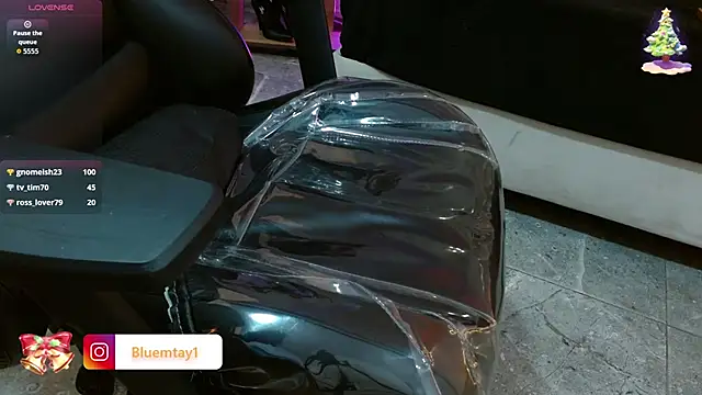 BLUE TAY1 online show from November 10, 7:53 pm